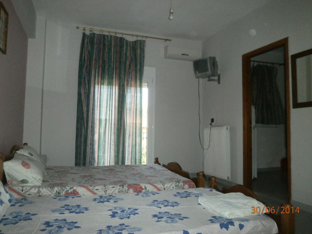 Ioannis Avrades Apartments Agiakampos  Habitación foto