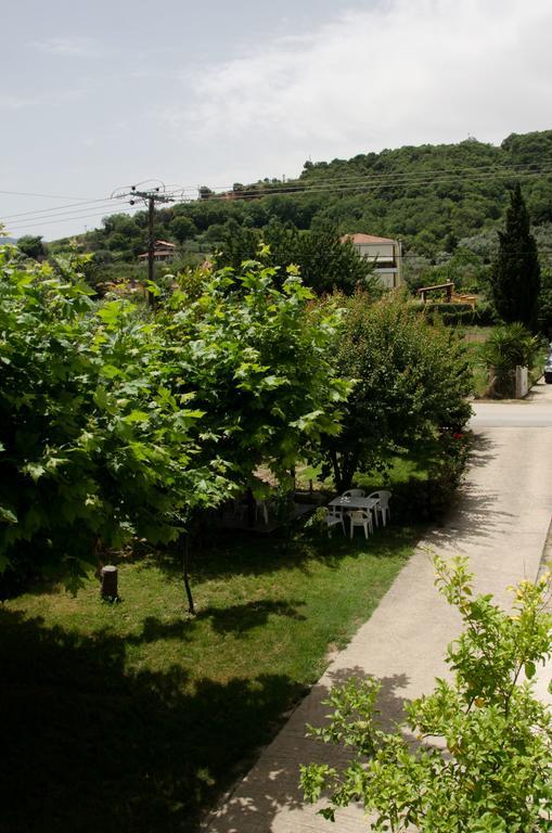Ioannis Avrades Apartments Agiakampos  Exterior foto