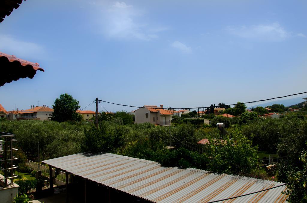 Ioannis Avrades Apartments Agiakampos  Exterior foto