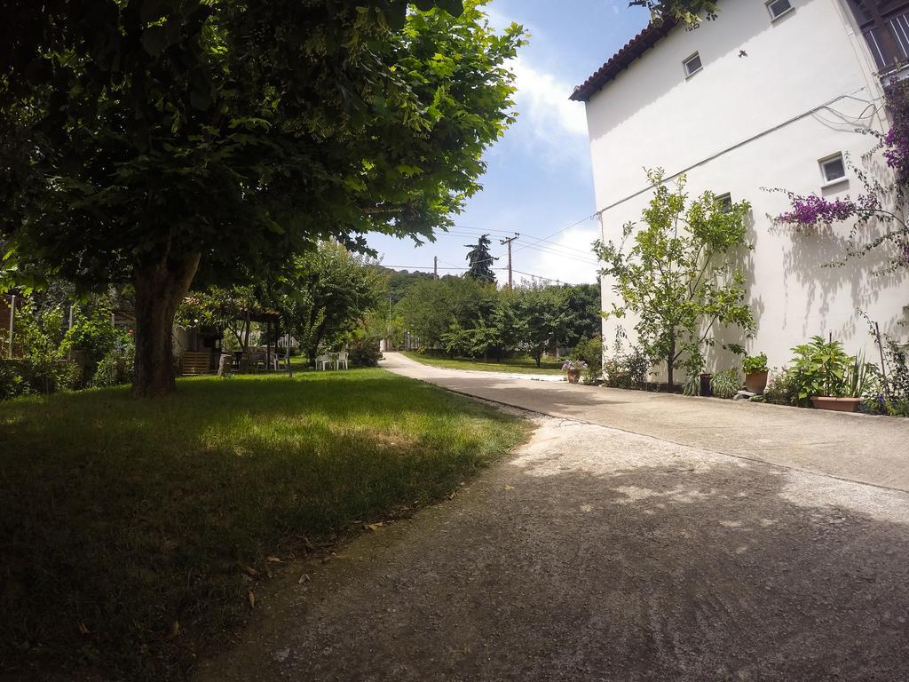 Ioannis Avrades Apartments Agiakampos  Exterior foto